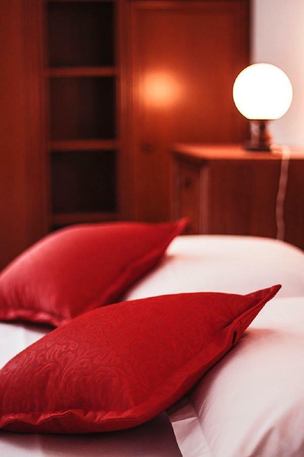 Apartment Milana - Cozy Stay With Free Parking Сплит Экстерьер фото